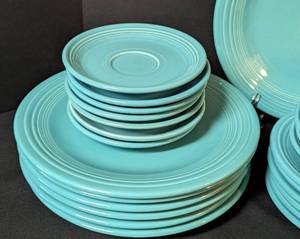 lot 115 image: Blue Fiesta Dish Set