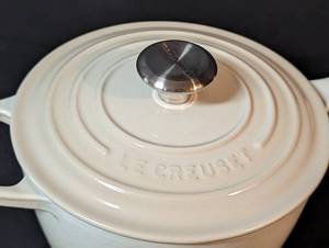 lot 127 image: Le Creuset White Enamel Cast Iron Sauce Pan