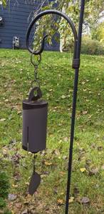 lot 264 image: Shepherds Hook and Chimes
