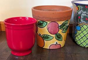 lot 267 image: Assorted Decorative Ceramic Planters