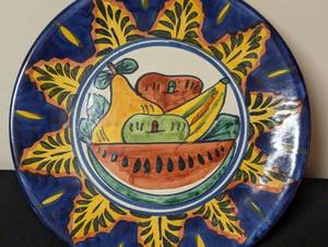 lot 409 image: Pair of Decorative Ceramic Plates from Mexico