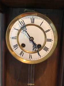 lot 10 image: Antique Pendulum Wall Clock
