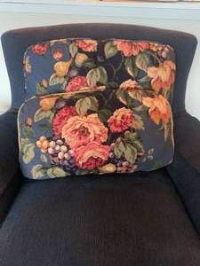 lot 23 image: Blue Upholstered Chair with Ottoman