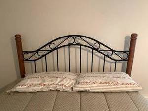 lot 30 image: Queen Sized Metal and Wood Bed