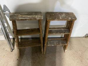 lot 126 image: Four Ladders