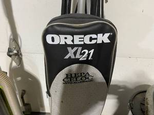 lot 127 image: Three Vacuums