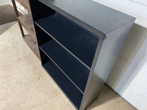 lot 128 image: Shelves