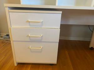 lot 92 image: Desk Combo