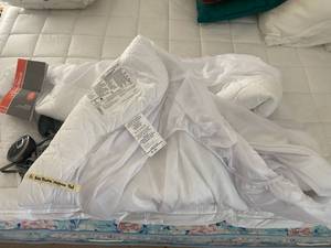 lot 153 image: Sunbeam Dual Control heated Mattress Pad