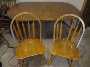 lot 113 image: Kitchen Table and 3-wood chairs (on...