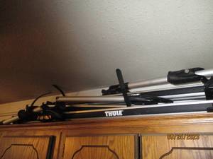 lot 167 image: 3-Thule roof racks for transporting...