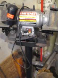 lot 8 image: Variable Speed Grinding center