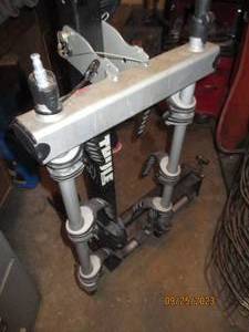 lot 28 image: Thule rear vehicle mounting bicycle rack