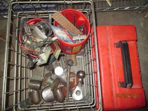 lot 43 image: Heavy duty metal crate with metal s...