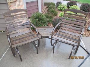 lot 250 image: Metal framed and wood 2-person conv...