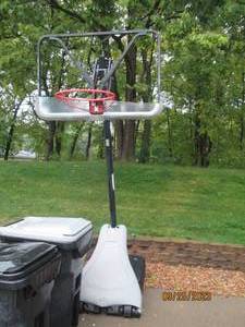 lot 259 image: Portable outdoor adjustable basketb...