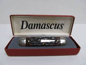 lot 15 image: Excellent REMINGTON UMC Damascus Steel Stag Handle Folding Knife