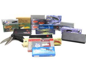 lot 37 image: LARGE Lot of Brand New Folding Utility & other Knives