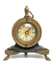 lot 84 image: Small Cast Iron & Brass Desk Clock