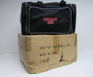 lot 34 image: CASE of Brand New CINCINATTI REDS Major League Baseball Duffel Bags