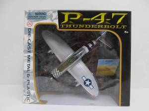 lot 58 image: Diecast Metal P-47 Thunderbolt Fighter Plane