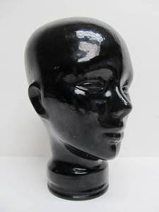 lot 67 image: Vintage Onyx Black Glass Female Mannequin Head