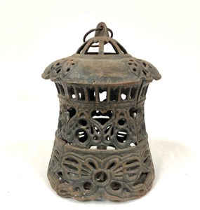 lot 158 image: Pierced Cast Iron Hanging Lantern