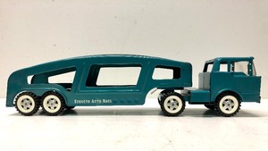 lot 166 image: Excellent Vintage STRUCTO Pressed Steel Auto Hauler Truck