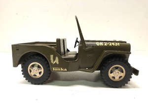 lot 170 image: Excellent Vintage TONKA Army Jeep