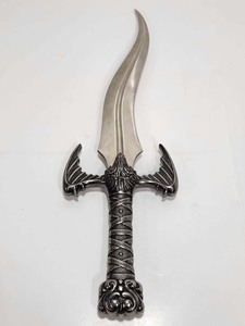 lot 226 image: Gothic Style Curved Blade Dagger