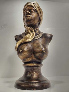 lot 231 image: LARGE Ceramic Nude Femail Bust Sculpture