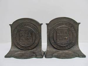 lot 104 image: Old Vintage UNIVERSITY OF MINNESOTA Cast Iron Bookends