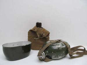 lot 112 image: Pair of Orig Vietnam War era North Vietnamese Army Canteens