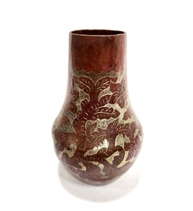 lot 245 image: Antique Inlaid Bronze Oriental Vase
