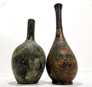 lot 246 image: 2 Antique Early Bronze Vases