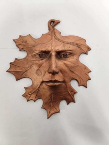 lot 255 image: Very Cool Cast Metal Oak Leaf Wall Sculpture wFace