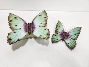 lot 257 image: 2 Vintage Art Pottery Ceramic Butterfly Wall Pockets