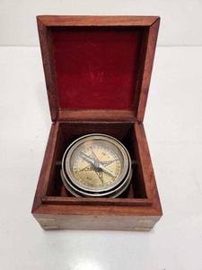 lot 293 image: Nautical Style Compass in Wood Case wBrass Inlay