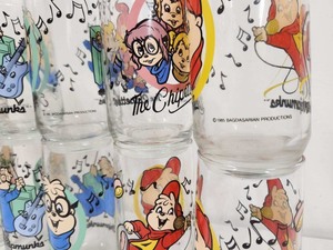 lot 328 image: Lot of Vintage ALVIN & THE CHIPMUNKS Collector Glasses