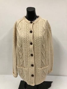 lot 353 image: Excellent Traditional Hand Knit Irish Wool Sweater