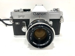 lot 364 image: Vintage CANON FT QL Film Camera wLens