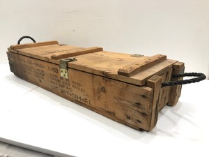 lot 370 image: Vintage Vietnam War era US Military Large Wooden Ammo Crate