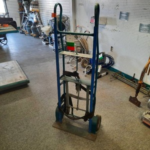 lot 38 image: Appliance Dolly with straps