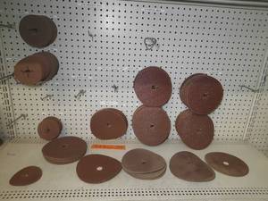 lot 84 image: Sanding Discs for 4 and 8 inch Orbital Sander