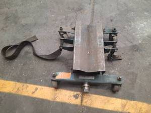 lot 41 image: Car transmission scissor jack