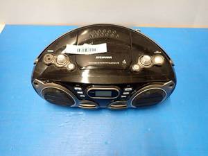 lot 3 image: Sylvania AMFM Radio CD Player w Bluetooth  Model SRCD682BT