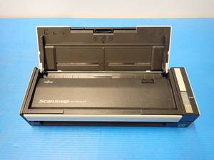 lot 15 image: Fujitsu&nbspScanSnap S1300i Scanner  no cables