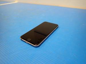 lot 46 image: Apple&nbspiPhone 6 A1549  64GB of storage  Carrier is unlocked  includes charging cable