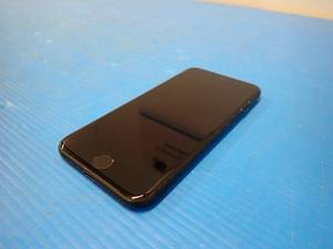 lot 49 image: Apple&nbspiPhone 7 A1660  32GB of storage  carrier status unlocked  includes charging cable