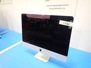 lot 55 image: Apple&nbspiMac16,1 A1418 MK142LLA &nbspINTEL(R) CORE(TM) I5-5250U CPU  1.60GHZ  8GB LPDDR3 SDRAM  1TB HD  unit has cracks in screen  Includes IOS and power cable